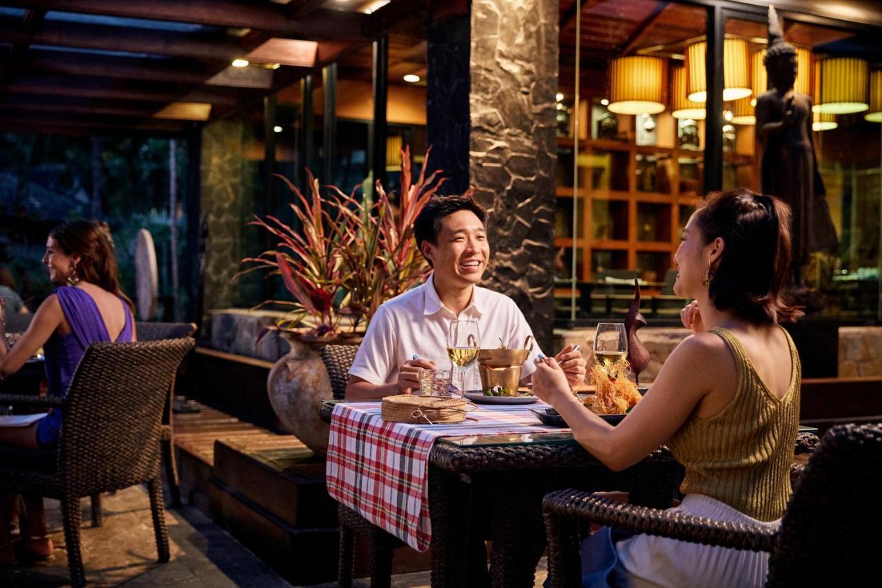 Hotel Robinson Khao Lak Esterno foto