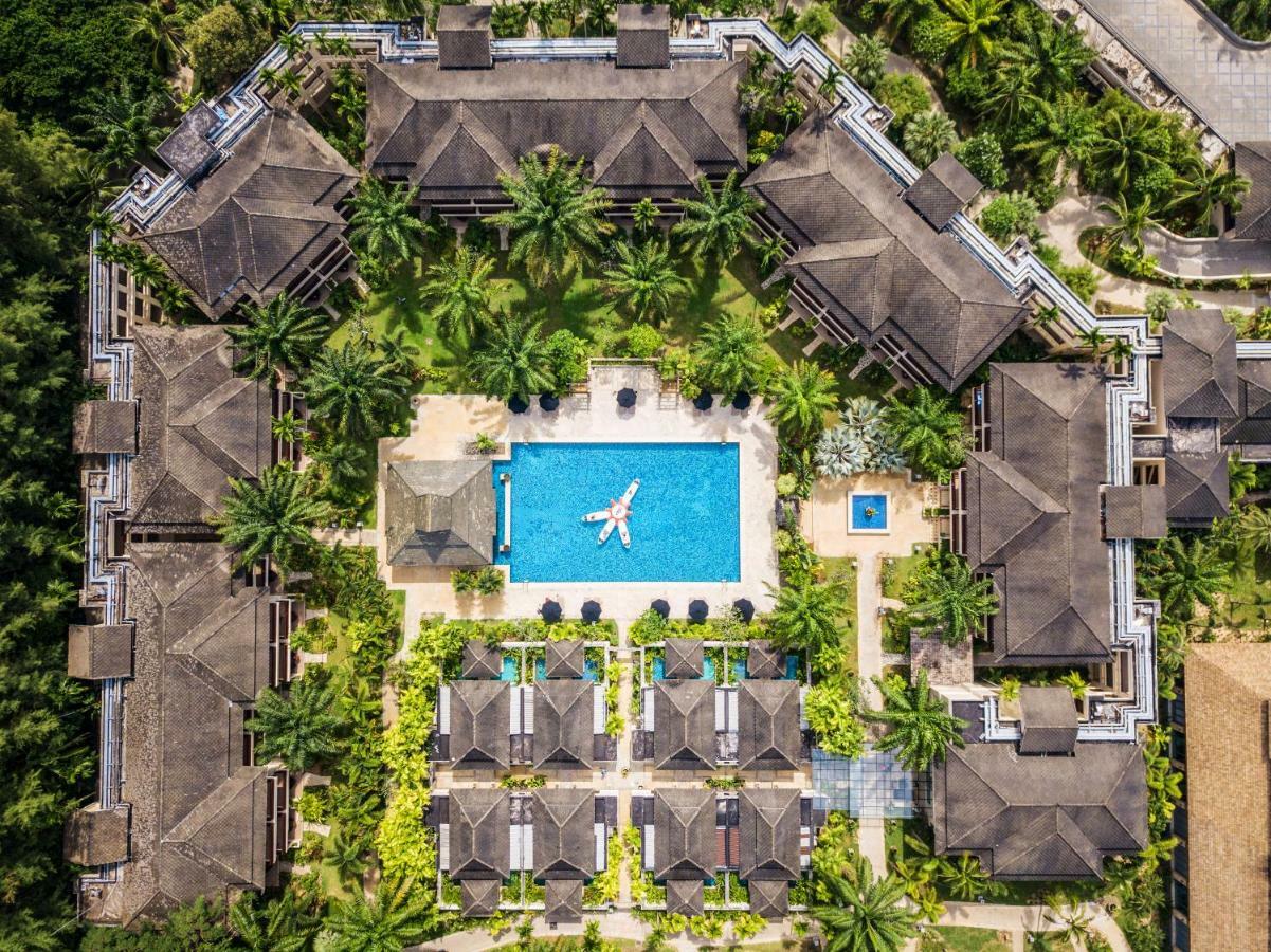 Hotel Robinson Khao Lak Esterno foto